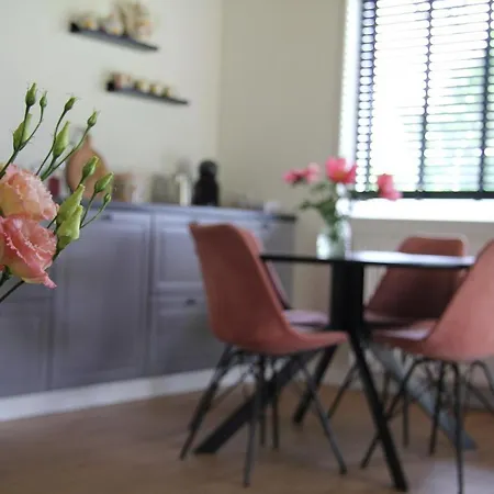 Bij De Wilg Bed & Breakfast *