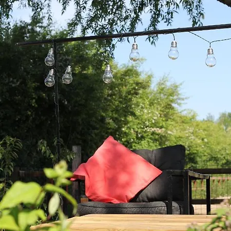 Bed & Breakfast Bij De Wilg Laren (Gelderland)